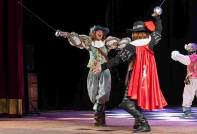 Сегодня, 9 марта, на большой сцене мюзикл «Три мушкетера»